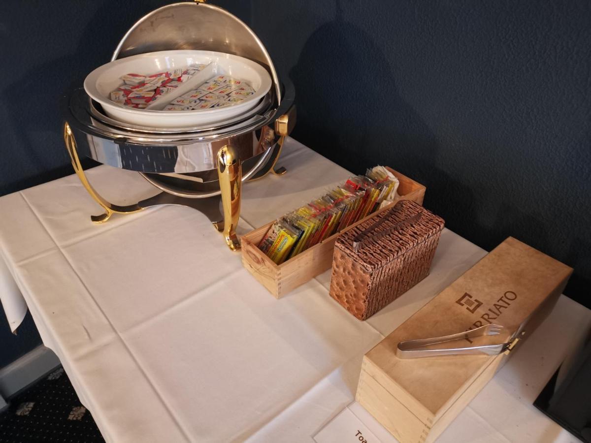 Hotel Restaurant Goldener Schluessel Altdorf Ngoại thất bức ảnh