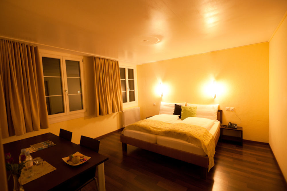 Hotel Restaurant Goldener Schluessel Altdorf Ngoại thất bức ảnh