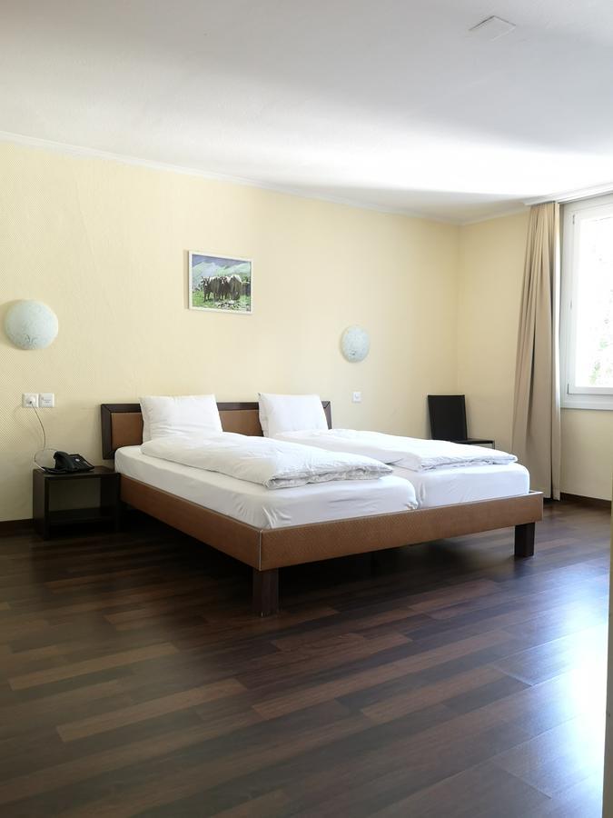 Hotel Restaurant Goldener Schluessel Altdorf Ngoại thất bức ảnh