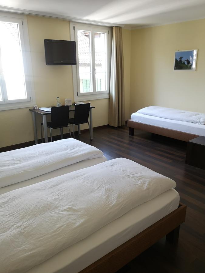 Hotel Restaurant Goldener Schluessel Altdorf Ngoại thất bức ảnh