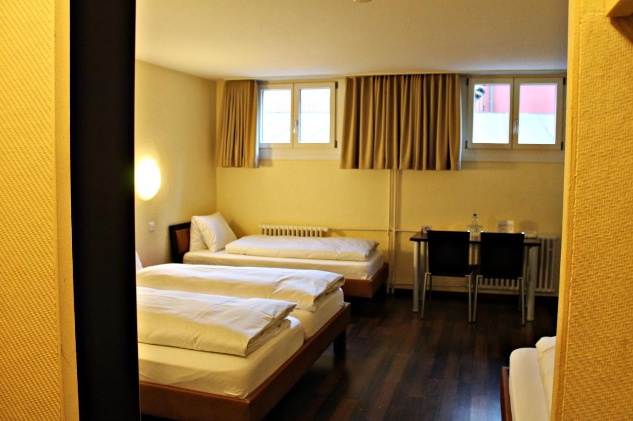 Hotel Restaurant Goldener Schluessel Altdorf Ngoại thất bức ảnh