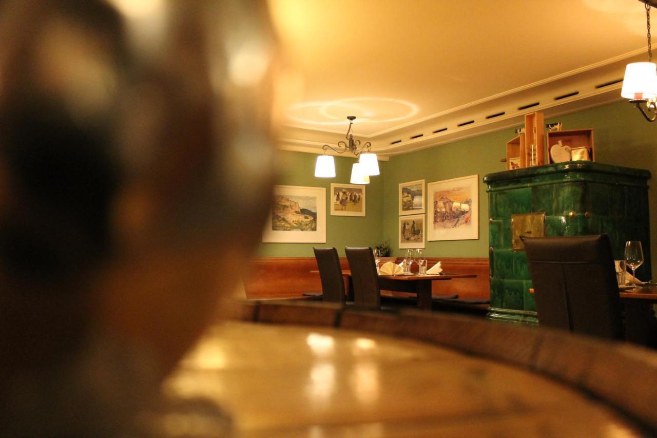Hotel Restaurant Goldener Schluessel Altdorf Ngoại thất bức ảnh