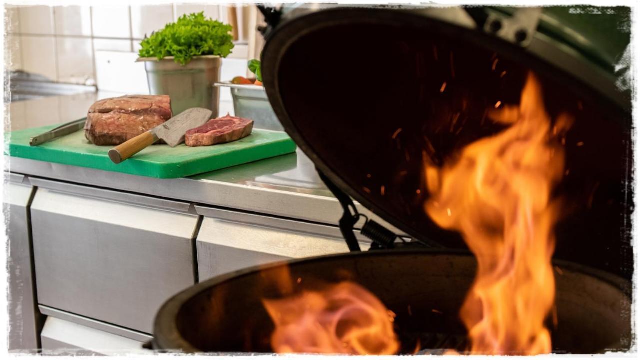 Hotel Restaurant Goldener Schluessel Altdorf Ngoại thất bức ảnh